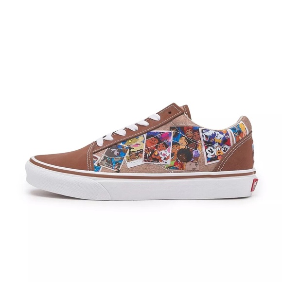 Vans Disney x Old Skool 'Scrapbook' Multi-Color Women’s Size 6 NEW SHIPS FAST - Picture 2 of 10